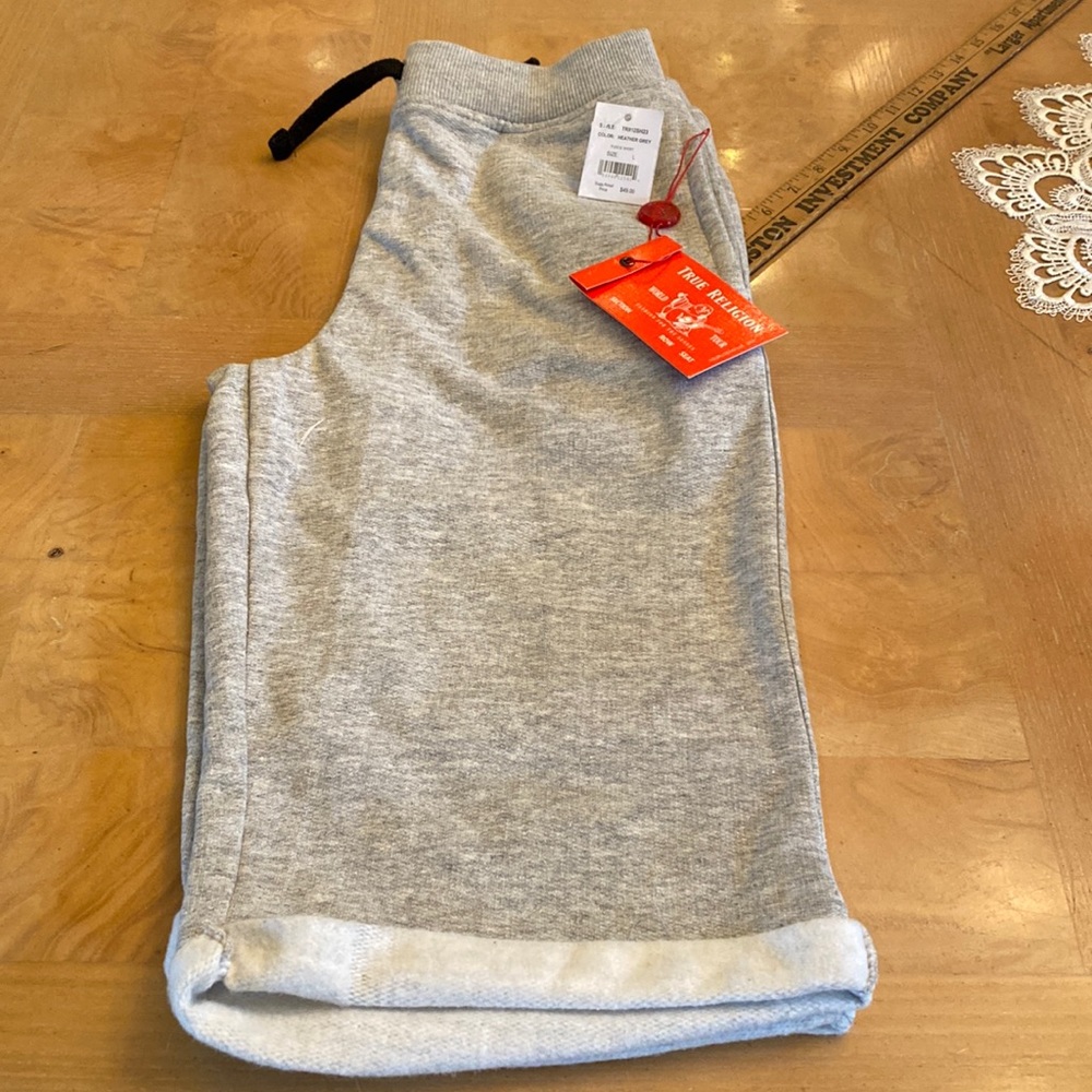 New Children’s true religion size large gray sweat pants